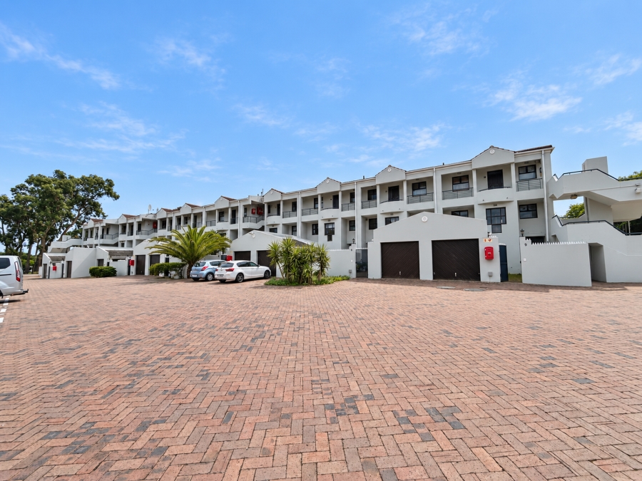 3 Bedroom Property for Sale in Edgemead Western Cape